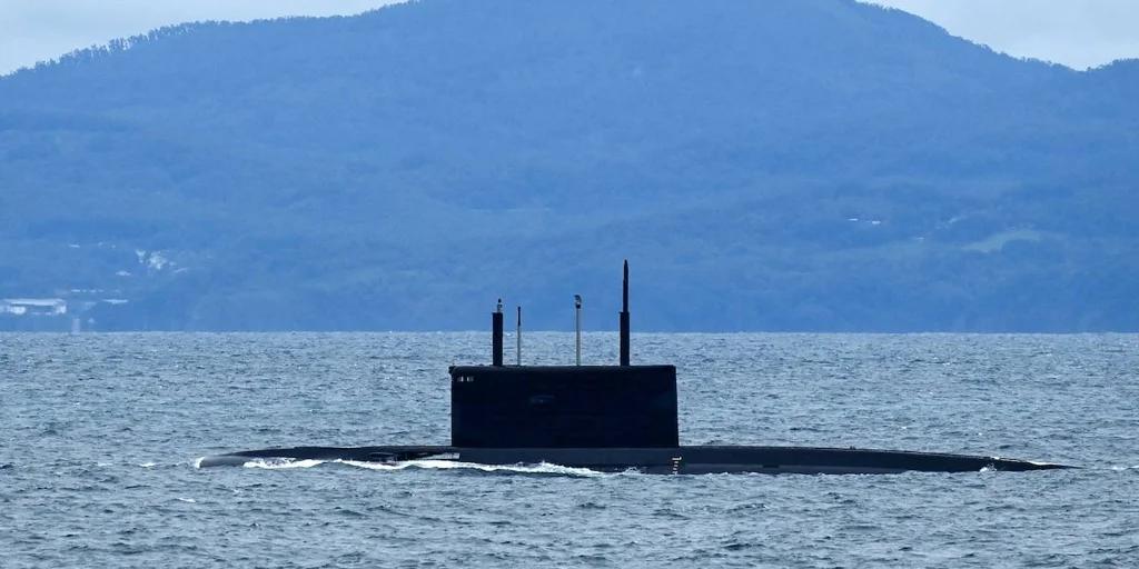 a que profundiad puede descender el submanino robot ruso - Cuál es el récord de profundidad de un submarino