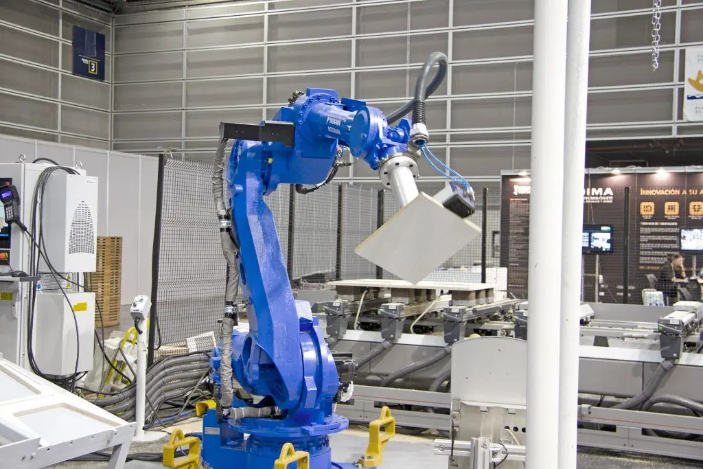 brazo robotico industrial - Cuánto cuesta un brazo robótico industrial