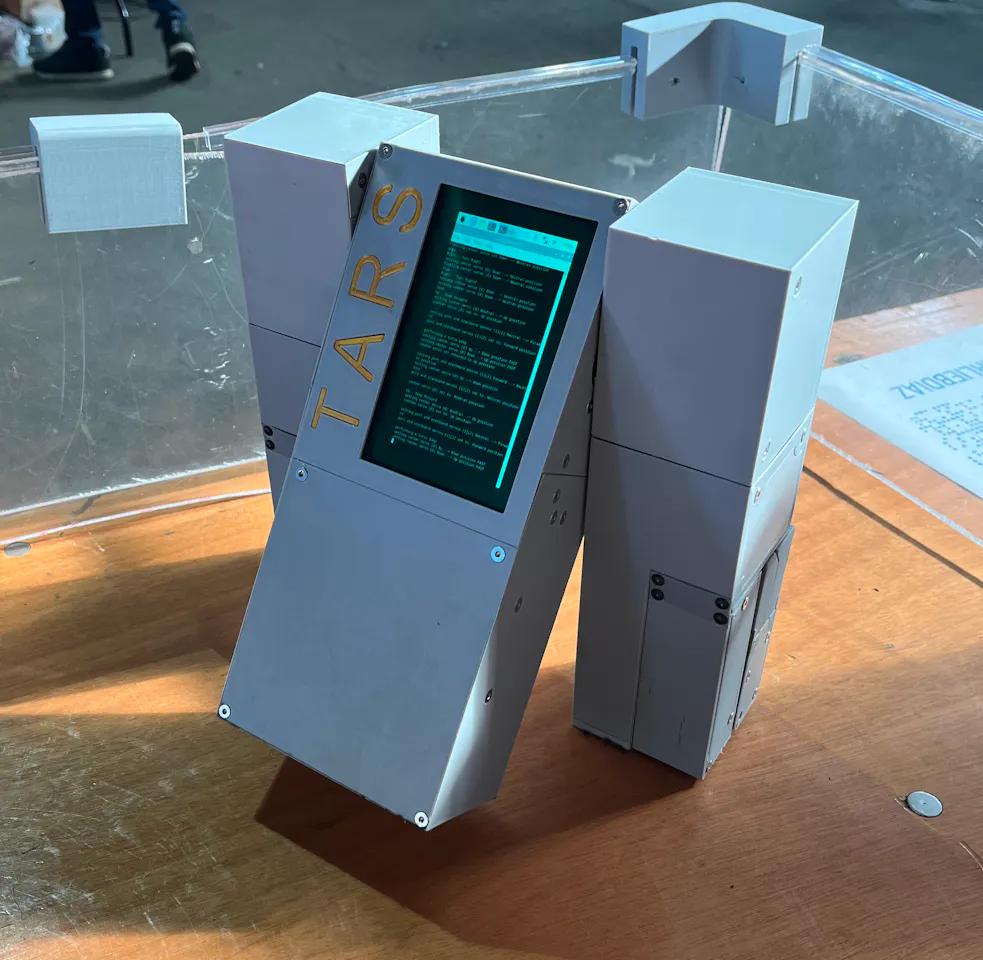 tars robot - Is a TARS robot possible
