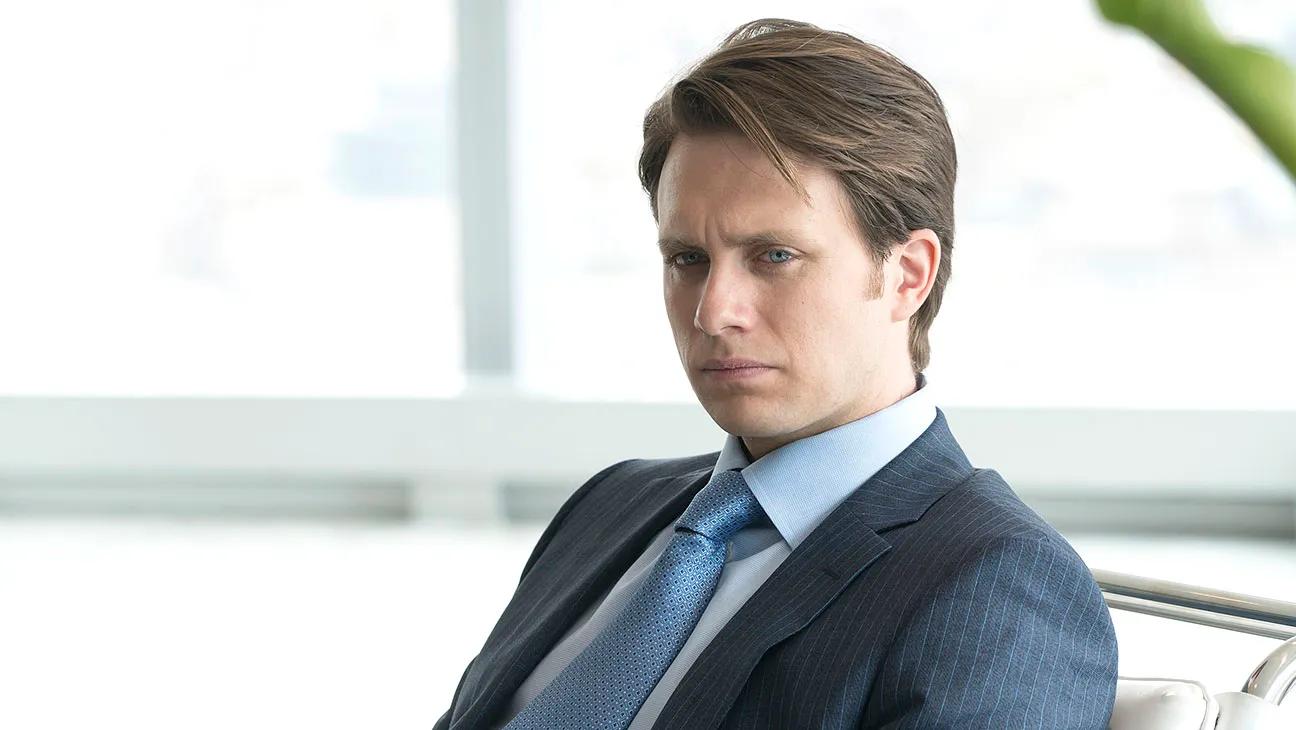 mr robot tyrell wellick idioma - Qué nacionalidad es Tyrell Wellick